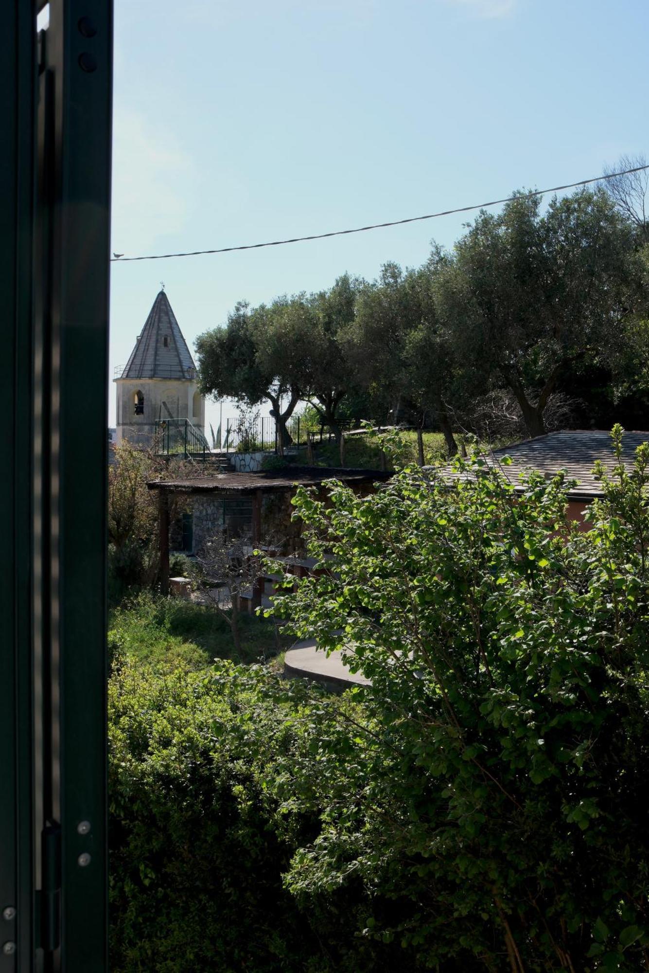 My Place Your Place Corniglia Exterior foto